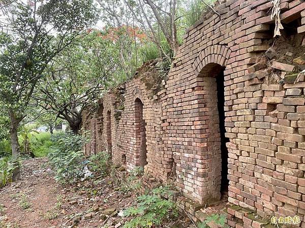 高雄大寮共益磚窯廠遺址八卦窯&amp;瑞榮磚窯廠遺址目仔窯-歷史建築