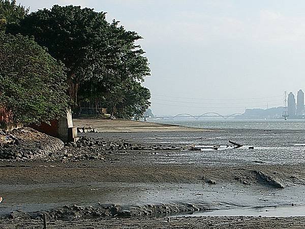 淡水水上飛機場滑行道_Taxi_Channel_of_Damsui_Air_Harbor_-_panoramio