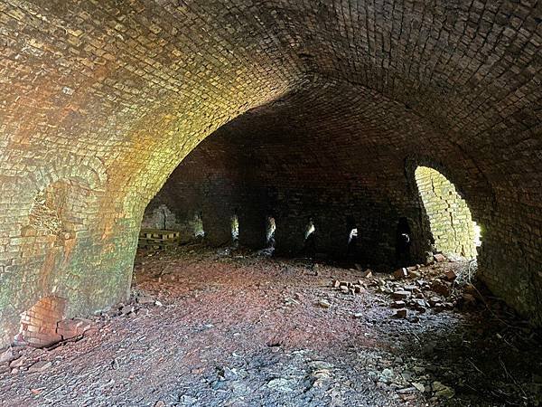 霍夫曼窯（八卦窯）/「如八卦坐鎮，同太極順勢運轉」八卦窯在日