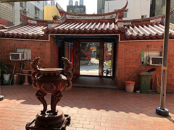 慈濟寺前身為曇花佛堂-彰化曇花佛堂、朝天堂、和美花德堂、 和
