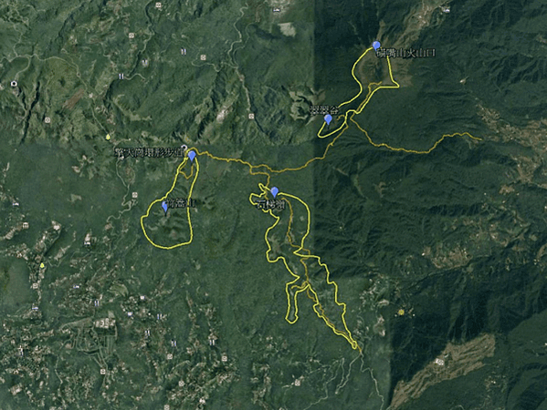 陽明山有3個牛群，分別在擎天崗、頂山石梯嶺與磺嘴山，這些牛已
