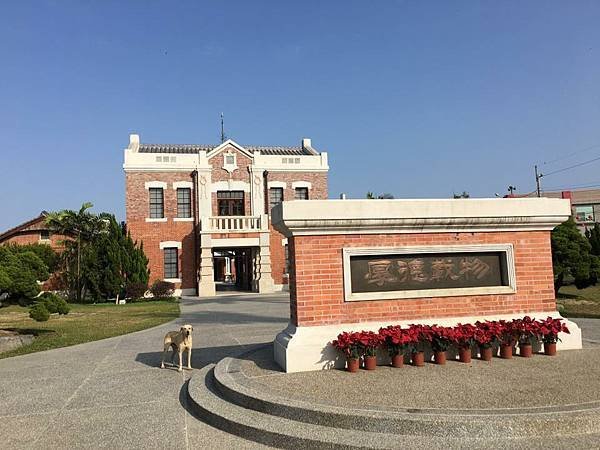 嘉義縣縣定古蹟翁清江宅興建時間應在1922年（大正十一年）至