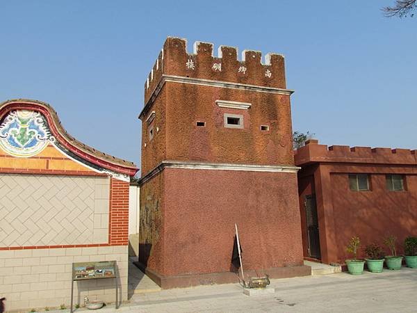 陳景蘭洋樓1921年完工-為金門規模最大之洋樓，2003年登