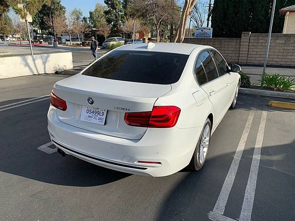 2017 BMW 330I VINWBA8B9G31HNU52262_210323_7