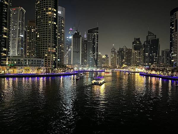 【杜拜七天六夜自助行】杜拜景點推薦_杜拜碼頭(Dubai M