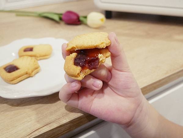 [My Little Kitchen] 可愛的「果醬瓶餅乾」