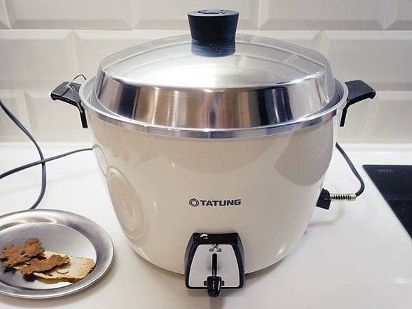 [My Little Kitchen] 電鍋料理「豬心湯」暖