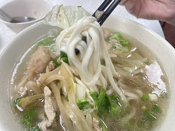 新北 新店 在地人、上班族最愛平價美味台式小店 ｜ 小樂天餃