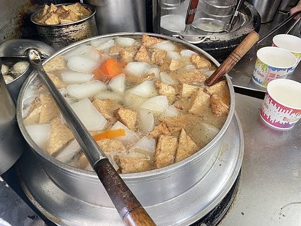 台北 中山 上班族的最愛 實惠又好吃的【晴光姑嫂麵】