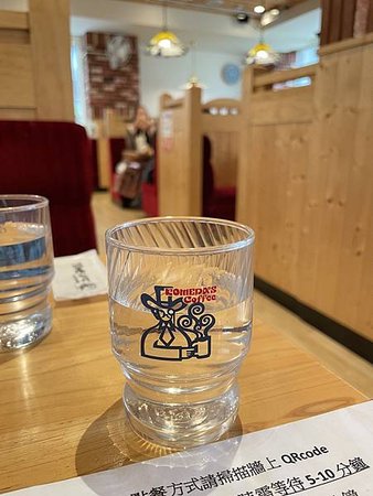 台北 大安 國父紀念館旁 來自名古屋的連鎖咖啡店 家庭式溫馨