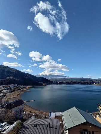 湖のホテル看富士山