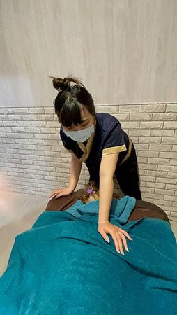 女生按摩推薦 女子按摩 高雄按摩 浮宮漂浮 Spa舒緩館 按摩 精油SPA 舒壓 按摩推薦 芳療 