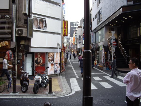 2009 JAPAN DAY 3 - 新宿