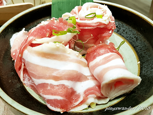 【高雄前鎮】(撤櫃)夢時代美食～虎次日式燒肉、炸牛排專賣。炸