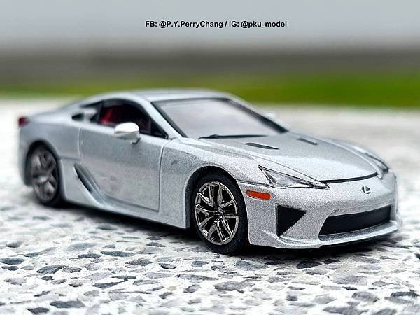 &lt;1/64模型車開箱&gt;DCT Lexus LFA