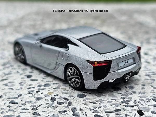 &lt;1/64模型車開箱&gt;DCT Lexus LFA