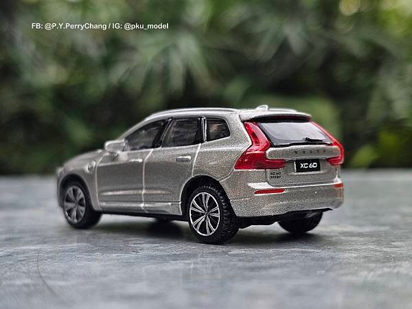 &lt;1/64模型車開箱&gt; Volvo Cars XC60