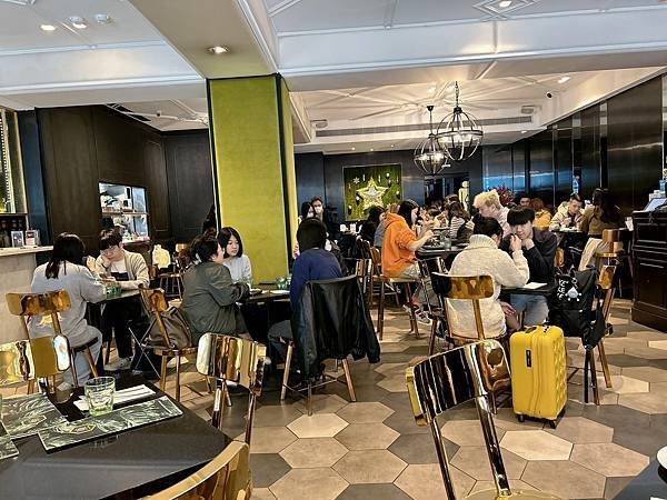 【台北】城市裡也能享用低奢高質感的「TUTTO Fresco