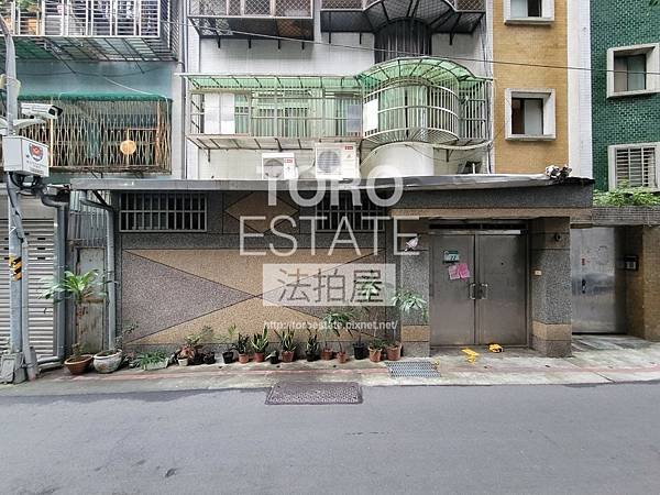 LINE_ALBUM_台北市中正區杭州南路一段77巷22號1樓_230111_0
