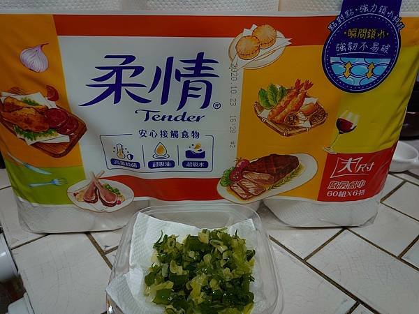 柔情廚房紙巾，安心接觸食物好放心