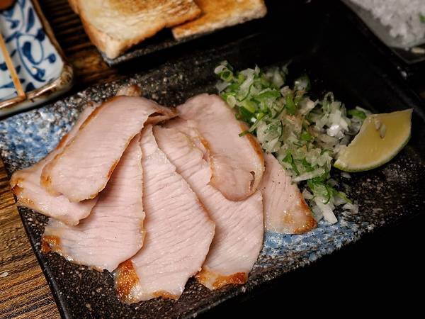 三重超有氛圍日式居酒屋【炭伙】多款海鮮料理、串燒、烤物、酒類