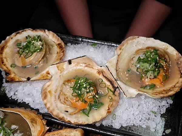 三重超有氛圍日式居酒屋【炭伙】多款海鮮料理、串燒、烤物、酒類