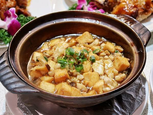 母親節聚餐就吃這家【宸軒園 粵菜 海鮮 】新店好吃港式料理、