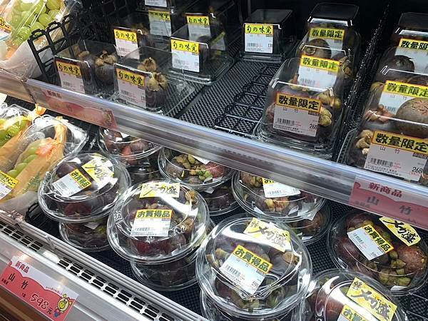 【最愛吃吃喝喝】LOPIA新莊宏匯店，新莊第一間日本超市，專