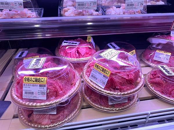 【最愛吃吃喝喝】LOPIA新莊宏匯店，新莊第一間日本超市，專