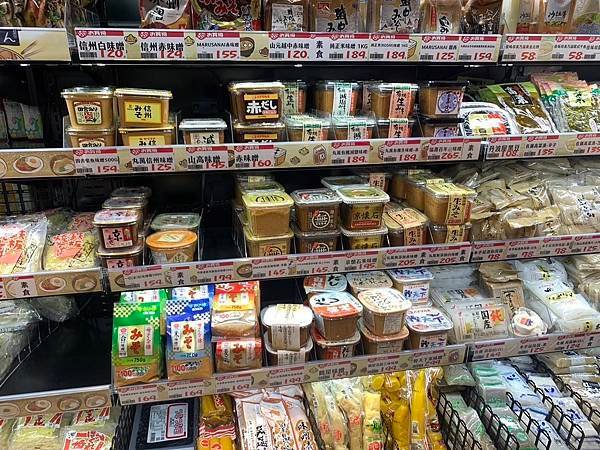 【最愛吃吃喝喝】LOPIA新莊宏匯店，新莊第一間日本超市，專