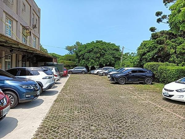 到漁港不只吃海鮮吃鵝肉吧/在地超人氣餐廳/郭鵝肉海產店