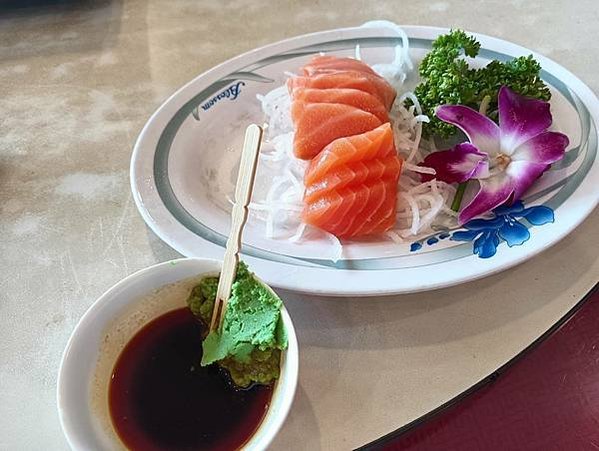 到漁港不只吃海鮮吃鵝肉吧/在地超人氣餐廳/郭鵝肉海產店