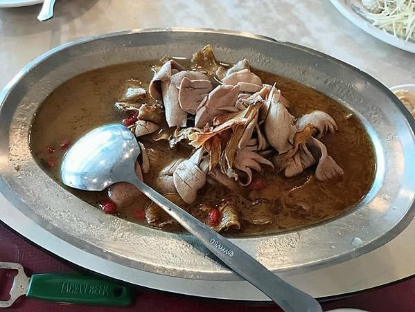 到漁港不只吃海鮮吃鵝肉吧/在地超人氣餐廳/郭鵝肉海產店