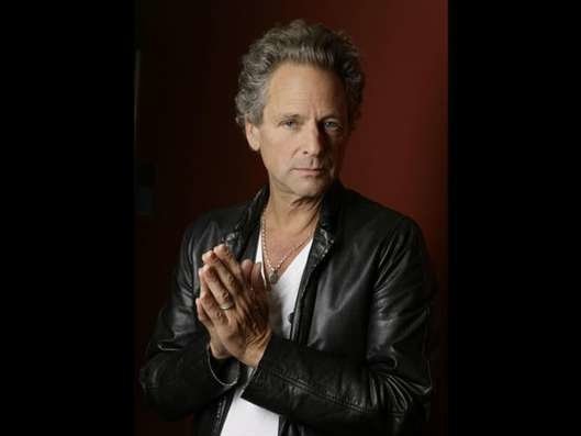 Lindsey Buckingham11.jpg