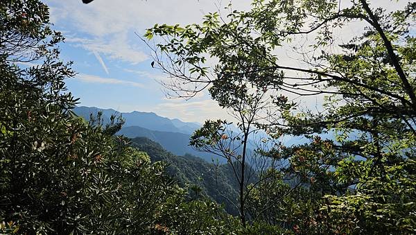 【屋我尾山】大雪山線-谷關七雄屋我尾山(大雪山登山口),輕鬆