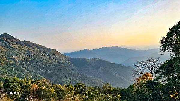 【鵝公髻山雲霧步道】千年血藤、三心瀑布群、神木與酋長岩的奇幻