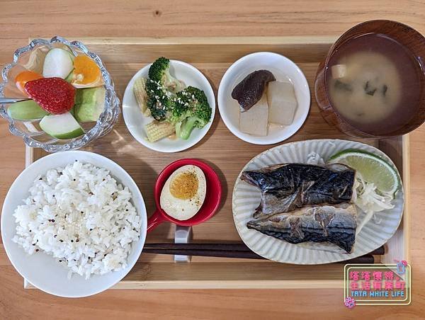 桃園青埔美食：青塘小橡，日式定食與下午茶推薦，馬鈴薯燉牛肉定食好好吃，肉桂捲必點，下午茶親子友善餐廳！(含菜單價格分享)-22.jpg