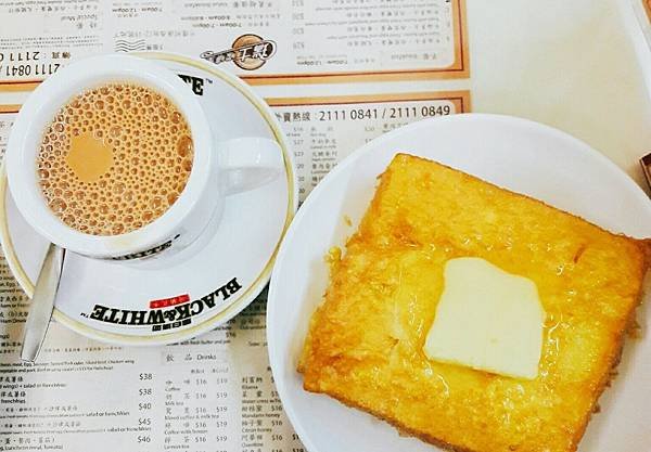 香港三天【帶長輩自由行第三天】：港茶早餐◆瑞士咖啡室◆蘭芳園