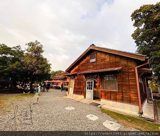 ＊【台南開箱】逛逛「夕遊出張所」再到「鹽神白沙灘」體驗親子公