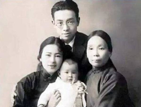 林祖密/通房丫頭-陪嫁丫鬟-和女方一起嫁入男方家中的婢女，而