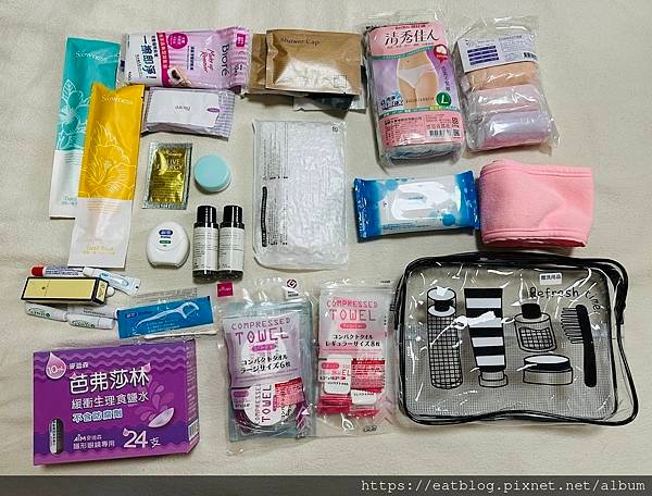 旅遊出國行李準備 ｜登機箱、保養化妝品、盥洗用具、電子用品、