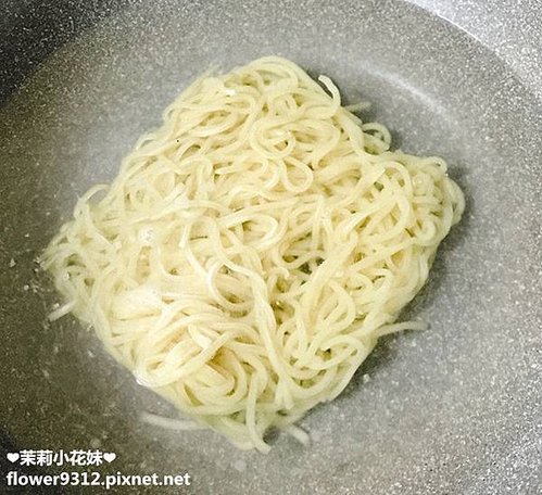 點線麵 冷凍快速麵 3分鐘快速烹調超簡單 (14).JPG