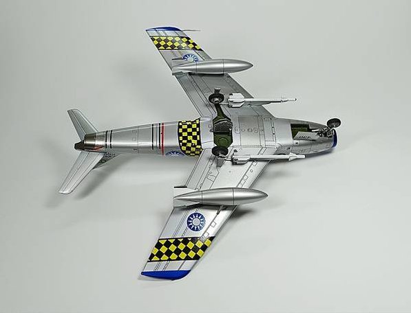 AFV 1/48 F-86 Saber 雷虎小組塗裝 430