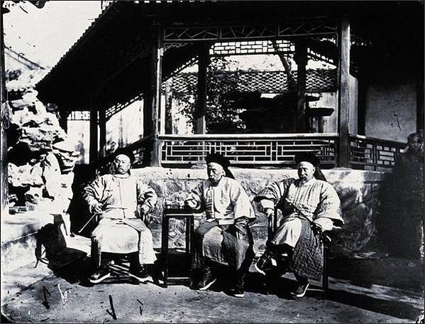 總理各國事務衙門是清王朝全新的國際秩序後建立的對外機構，由恭