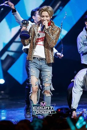 160303 MCOUNTDOWN-4