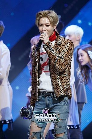 160303 MCOUNTDOWN-5