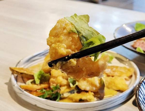 宜蘭美食｜頭城．屋台拉麵｜五星級主廚手藝．限量湯頭賣完為止｜