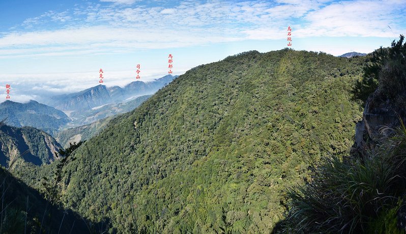 船型山林道3.9K西北望馬克連稜、烏石坑山 1-1