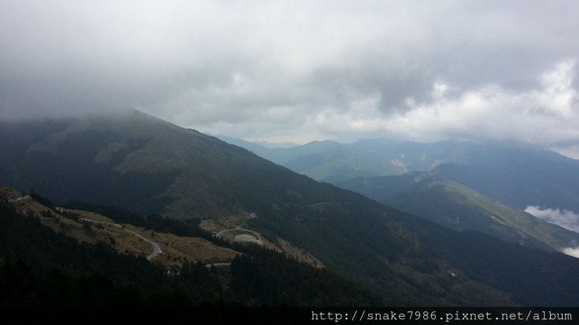 眺望中央尖山