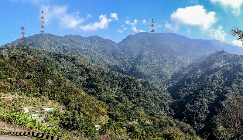 錦安聯絡道路3.6K東眺洗水山、洗水山北峰